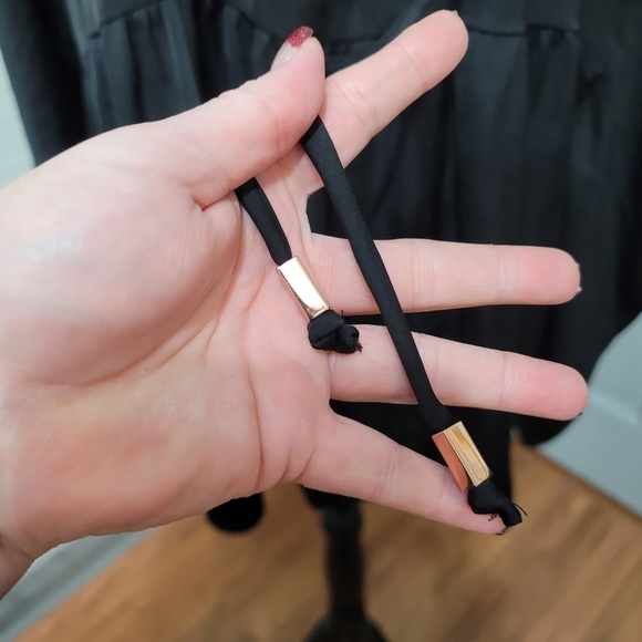 LANE Bryant Black Satin Laced Up Short Kimono Sleeve Blouse size 18/20 - Picture 4 of 8